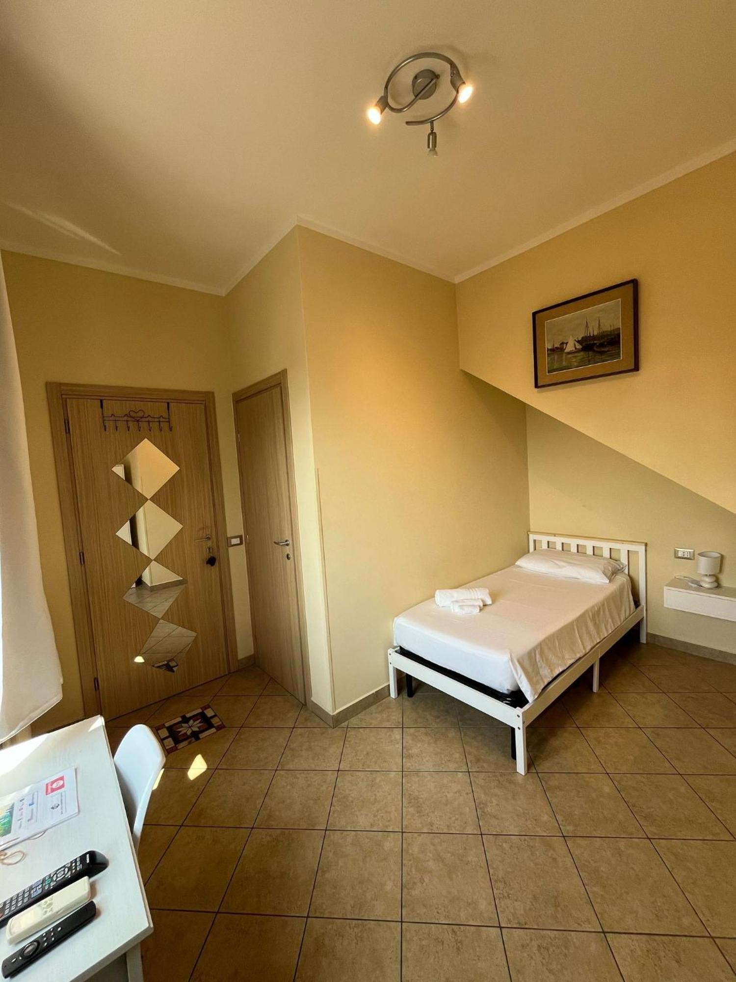 B&B Garzola Ossuccio Eksteriør billede